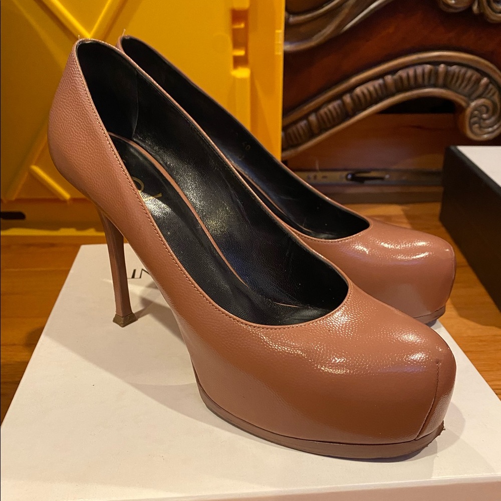 YSL Tribute Pumps